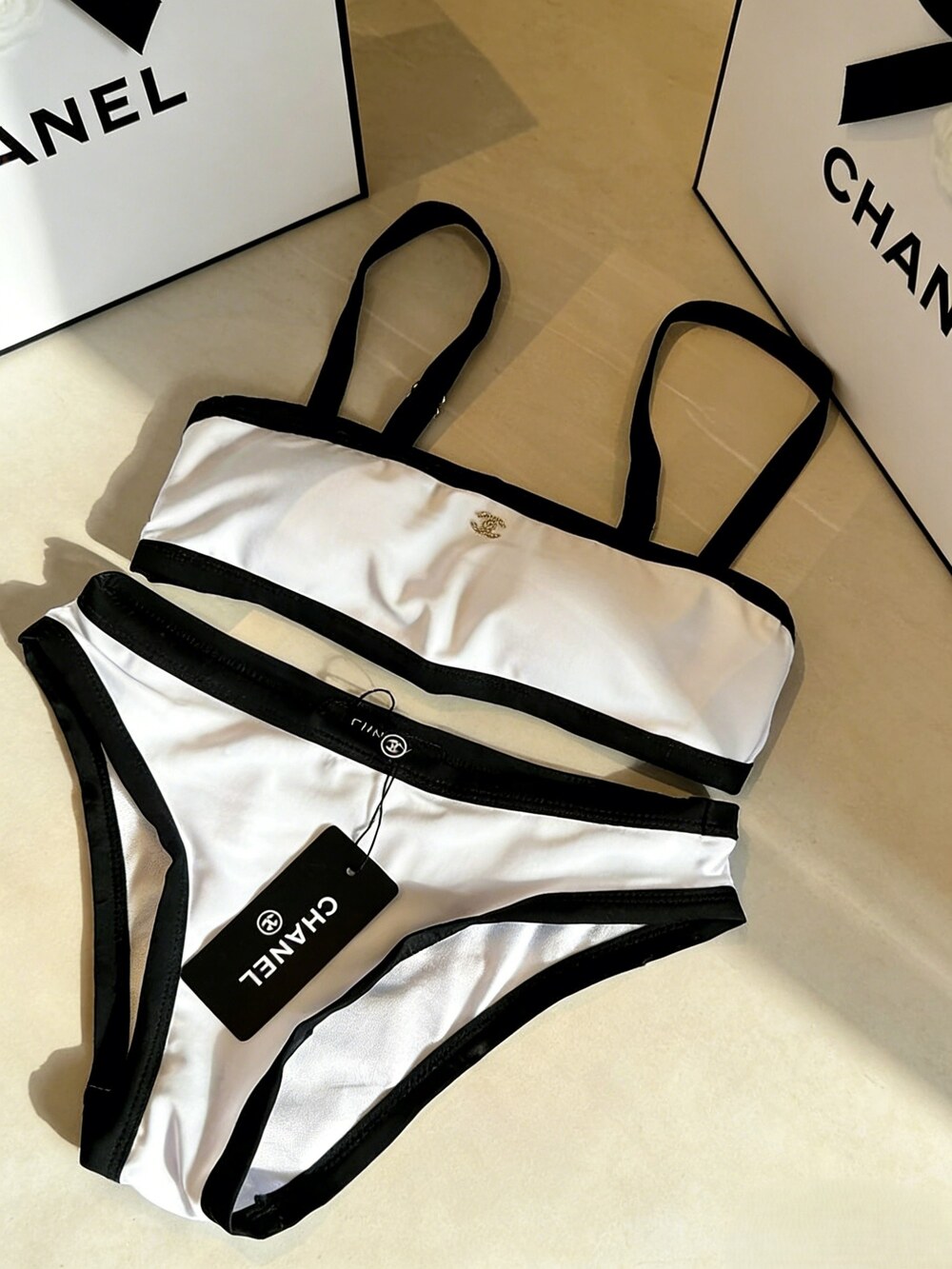 Chanel White Contrast Bikini Set - Picture 3 of 6